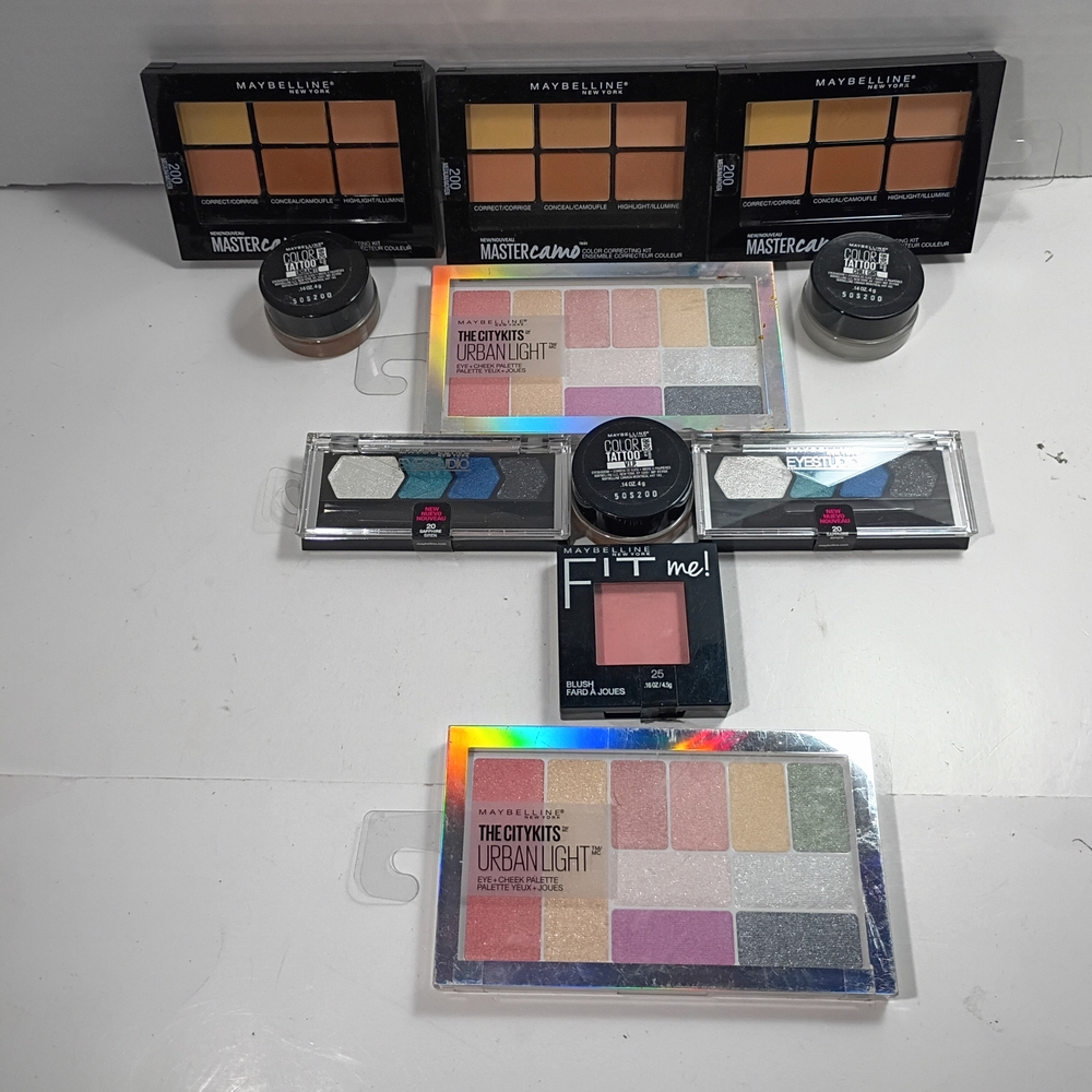 Maybelline New York  Make Up Lot